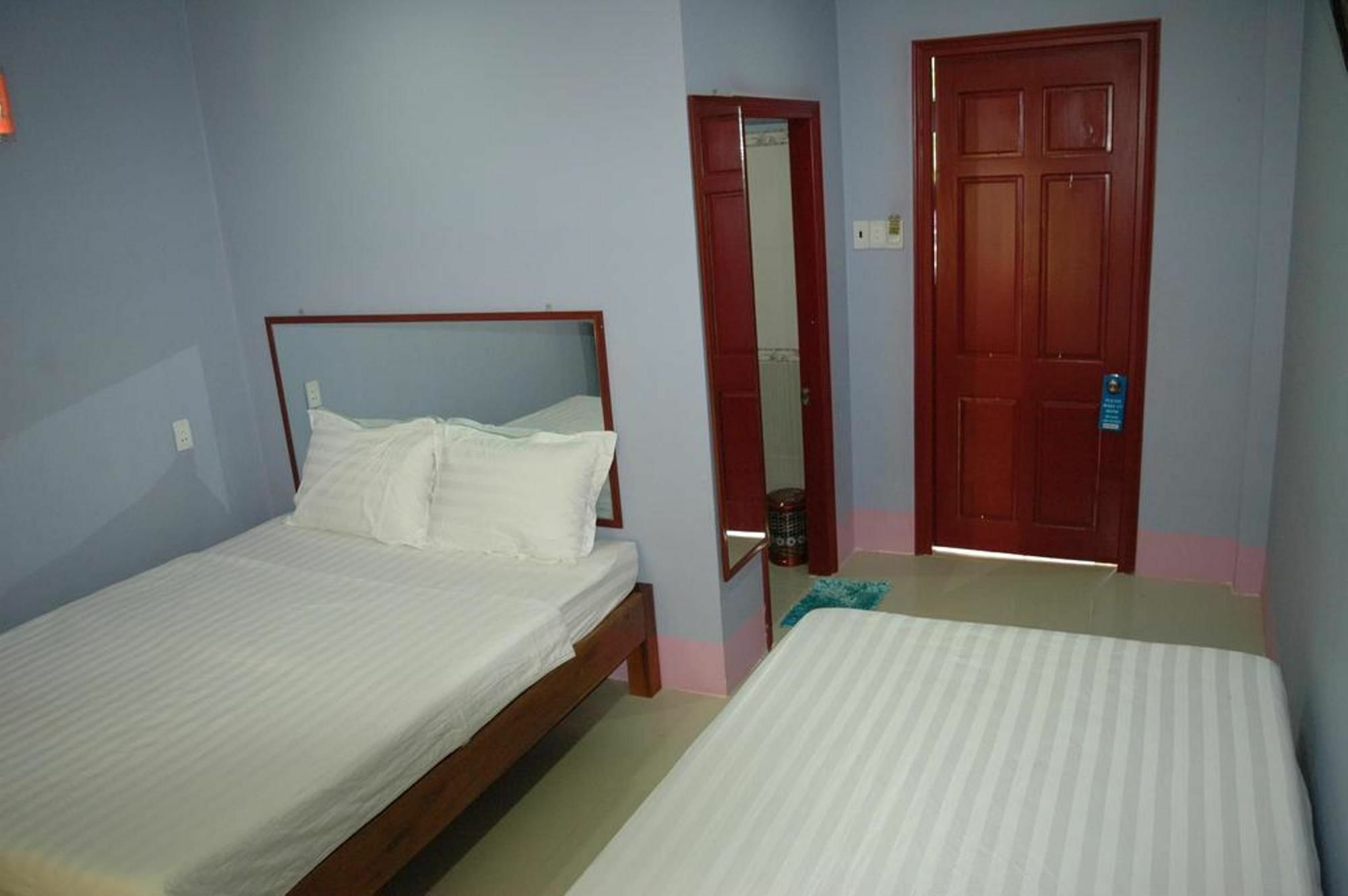 Ha Phat Hotel Duong Dong  Bagian luar foto