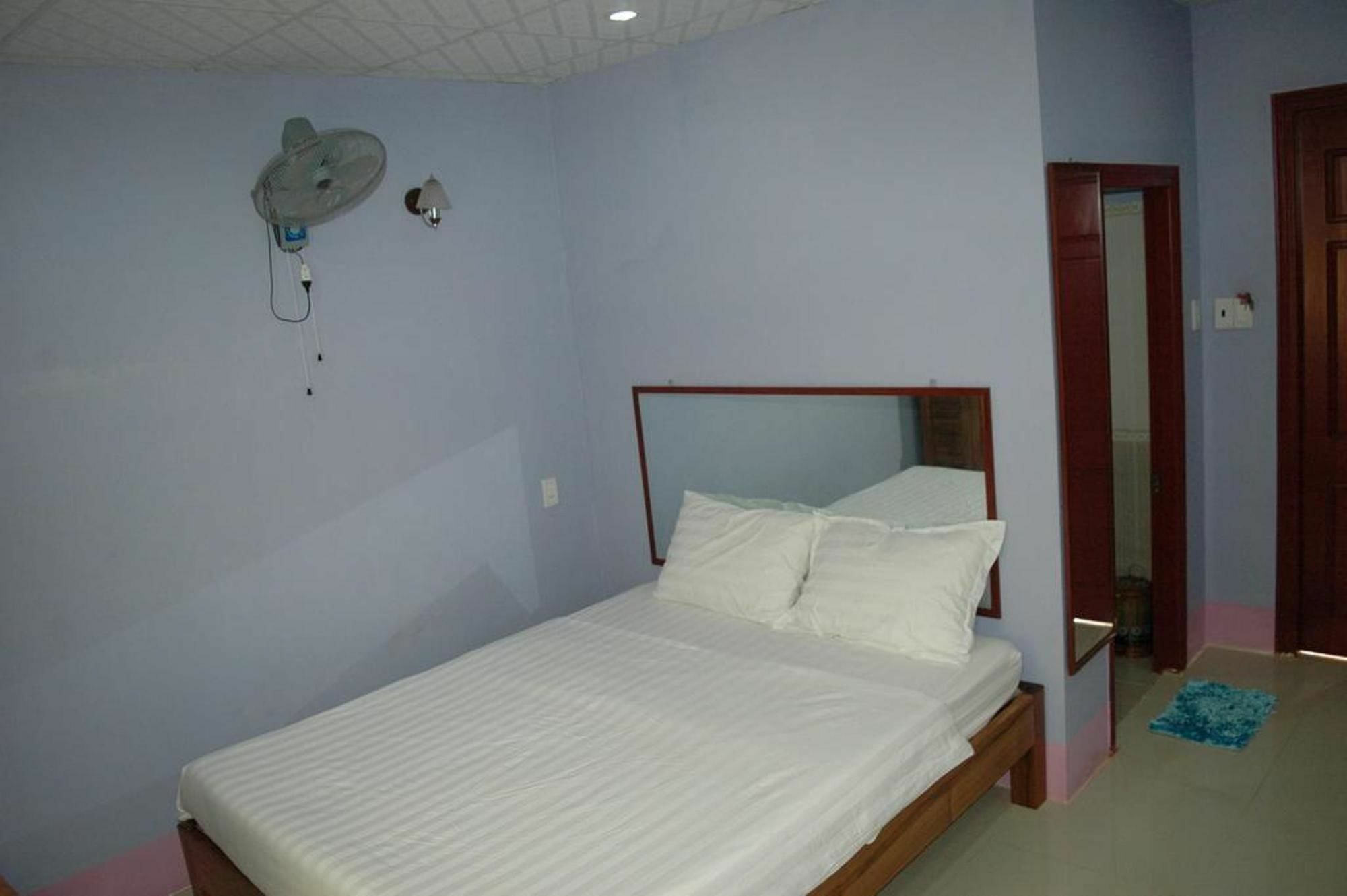 Ha Phat Hotel Duong Dong  Bagian luar foto
